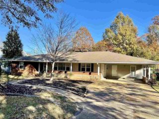 Foreclosed Home - 1156 E CRESTWOOD DR, 38119