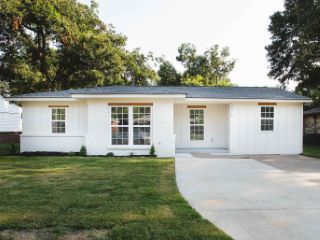 Foreclosed Home - 5015 BISCOE AVE, 38122