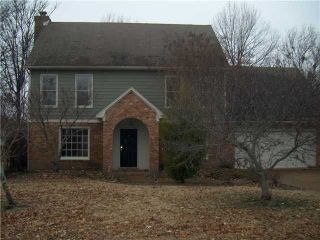Foreclosed Home - 7215 AUTUMN FORREST DR, 38125