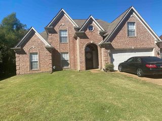 Foreclosed Home - 4956 WHITFALL CV S, 38125