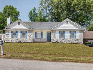 Foreclosed Home - 6976 ROCKINGHAM RD, 38125