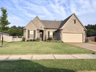 Foreclosed Home - 4812 GERTRUDE DR, 38125