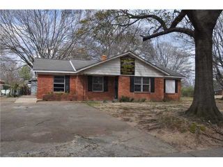 Foreclosed Home - 1394 HAYWOOD AVE, 38127