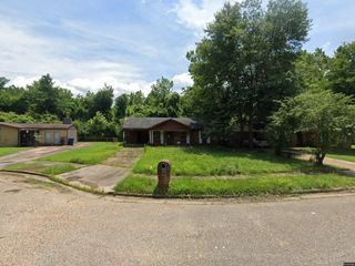 Foreclosed Home - 814 ARCHIE DR, 38127