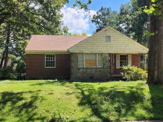 Foreclosed Home - 1567 ROLLING HILLS DR, 38127