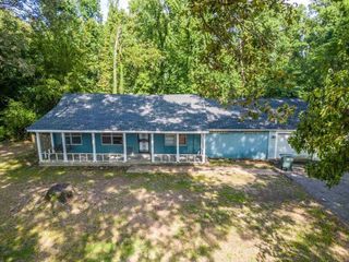 Foreclosed Home - 3262 MOUNTAIN TERRACE ST, 38127