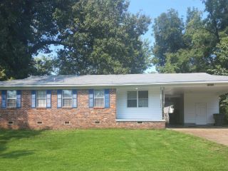 Foreclosed Home - 2080 SHARON LN, 38127