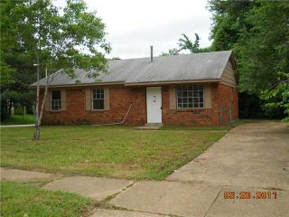 Foreclosed Home - 4540 SPRING VALLEY DR, 38128