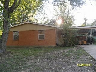 Foreclosed Home - 4231 WINDERMERE RD, 38128