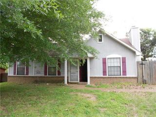 Foreclosed Home - 4405 BRICKWOOD LN, 38128