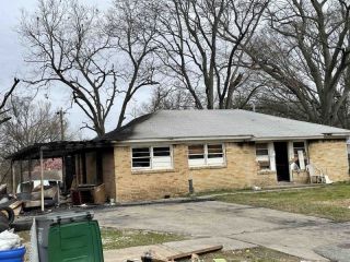 Foreclosed Home - 4062 ALPINE AVE, 38128