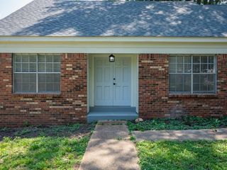 Foreclosed Home - 3216 MAGEVNEY ST, 38128