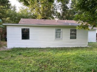 Foreclosed Home - 3445 BRADCREST DR, 38128