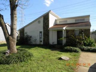 Foreclosed Home - 7003 CHERRY BLOSSOM DR, 38133