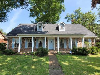 Foreclosed Home - 1438 BROOKSIDE DR, 38138