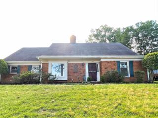 Foreclosed Home - 1873 WICKLOW WAY, 38139