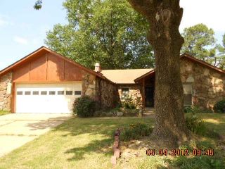 Foreclosed Home - 4585 KNOTTY OAKS DR, 38141