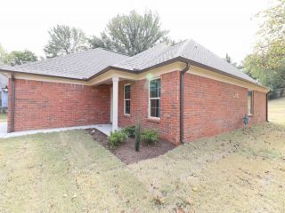 Foreclosed Home - 5945 WEDGEWOOD CV, 38141