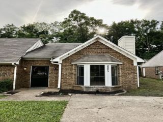 Foreclosed Home - 4253 CEDARTREE DR, 38141