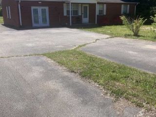 Foreclosed Home - 245 FARRIS CARTER ST, 38220