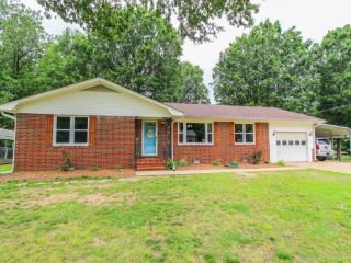 Foreclosed Home - 120 CANNON DR, 38220