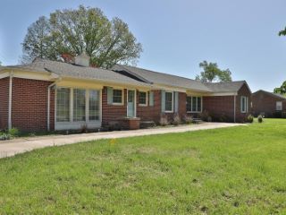 Foreclosed Home - 545 EVERGREEN ST, 38225