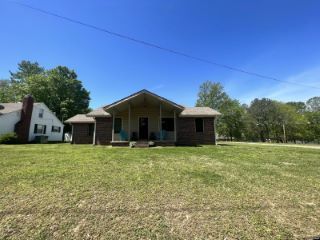 Foreclosed Home - 614 MORROW ST, 38225