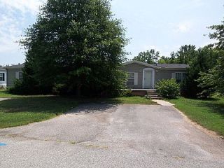 Foreclosed Home - 107 INDIAN CREEK DR, 38242