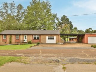 Foreclosed Home - 8527 MAC DR, 38257