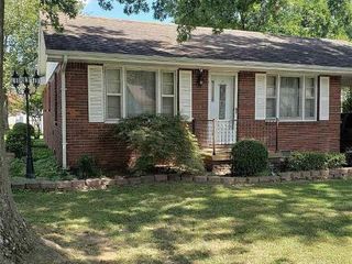 Foreclosed Home - 216 S MARY JANE ST, 38260