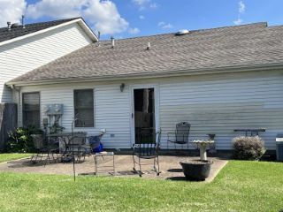 Foreclosed Home - 806 SHERRILL ST, 38261