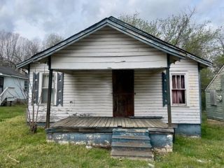 Foreclosed Home - 117 RHEA ST, 38301