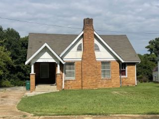Foreclosed Home - 79 HILLCREST CIRCLE DR, 38301