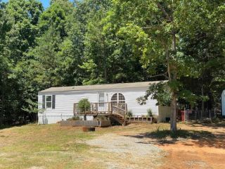 Foreclosed Home - 737 POTTS CHAPEL RD, 38305