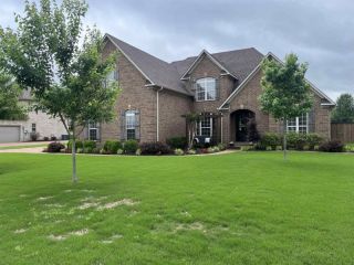 Foreclosed Home - 189 FLAGSTONE DR, 38305