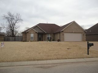 Foreclosed Home - 4 WOODSHIRE CV, 38305