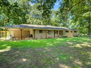 Foreclosed Home - 289 PLEASANT PLAINS RD, 38305