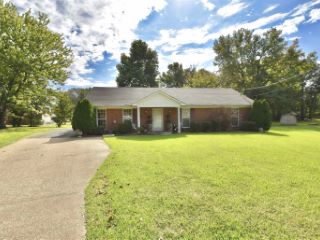 Foreclosed Home - 18 RILEY CV, 38305