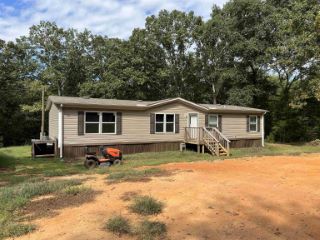 Foreclosed Home - 404 SMITH LN, 38334