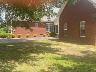 Foreclosed Home - 465 GARLAND RD, 38340