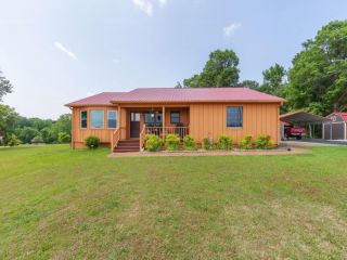 Foreclosed Home - 1515 LOTT RD, 38340
