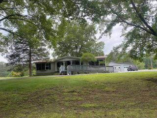 Foreclosed Home - 2245 PLEASANT SPRINGS RD, 38340