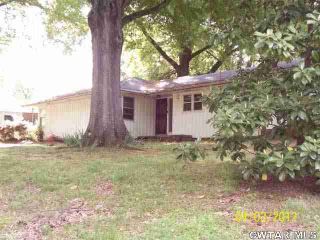 Foreclosed Home - 2006 SHERWOOD DR, 38343