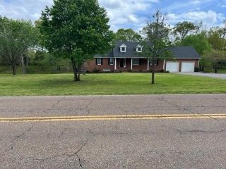 Foreclosed Home - 26 MILAN HWY, 38343