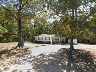Foreclosed Home - 1548 SCARCE CREEK RD, 38351
