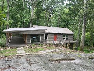 Foreclosed Home - 525 PLEASANT HILL RD, 38351
