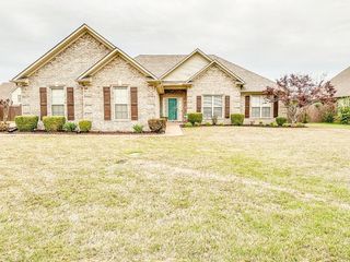 Foreclosed Home - 162 COOL SPRINGS TRL, 38355