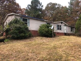 Foreclosed Home - 2865 Deanburg Road, 38356