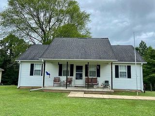Foreclosed Home - 66 ODE MOORE RD, 38357