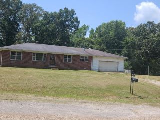 Foreclosed Home - 1815 MCCOLLUM RD, 38368